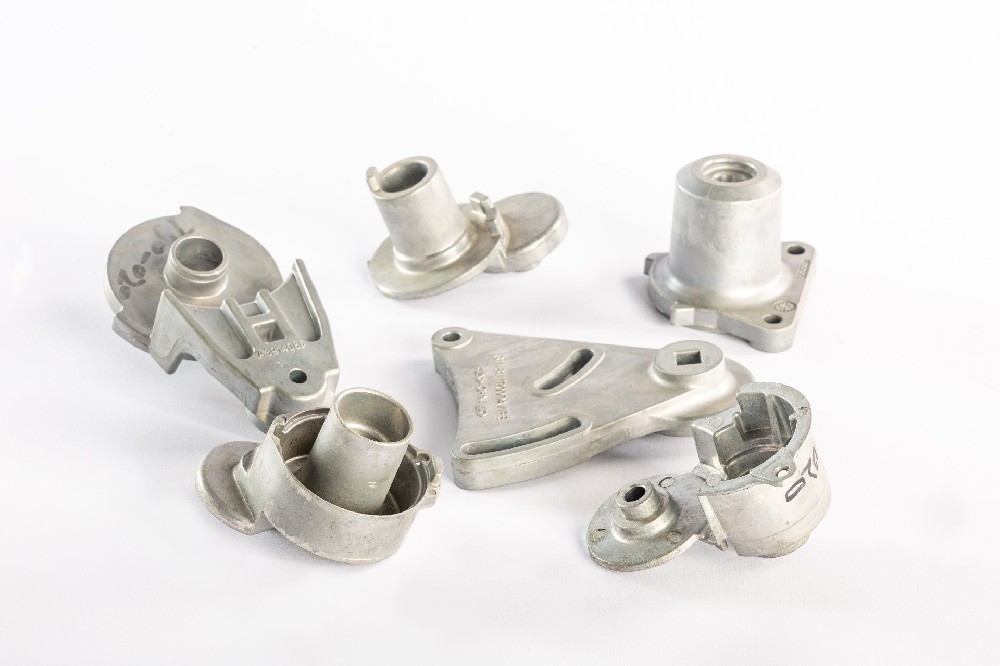 鋁合金壓鑄配件在汽車制造中的應用